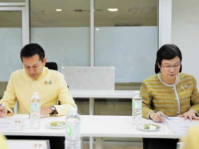 รอง อพช. ประชุมคณะกรรมการพิจารณาคัดเลือกผู้ที่มีคุณสมบัติตามโครงการฝึกอบรมเชิงปฏิบัติการ Team Leader Workshop : Mastering Coaching & Giving Feedback