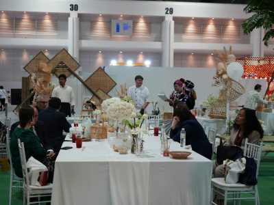 ท่านเอกอัครราชทูตและคณะผู้แทนจากสถานทูต เยี่ยมชมงาน จิบน้ำชายามบ่ายใน “OTOP City 2024 Happy Market มอบความสุข ด้วยของขวัญล้ำค่า จากภูมิปัญญาไทย”